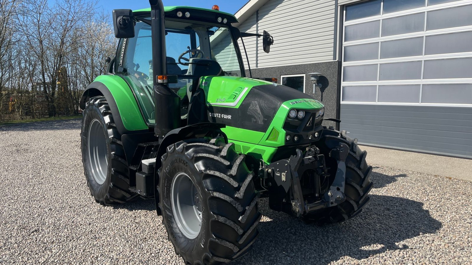 Traktor типа Deutz-Fahr Agrotron 6140 Classic Fin handy traktor med frontlift., Gebrauchtmaschine в Lintrup (Фотография 17)