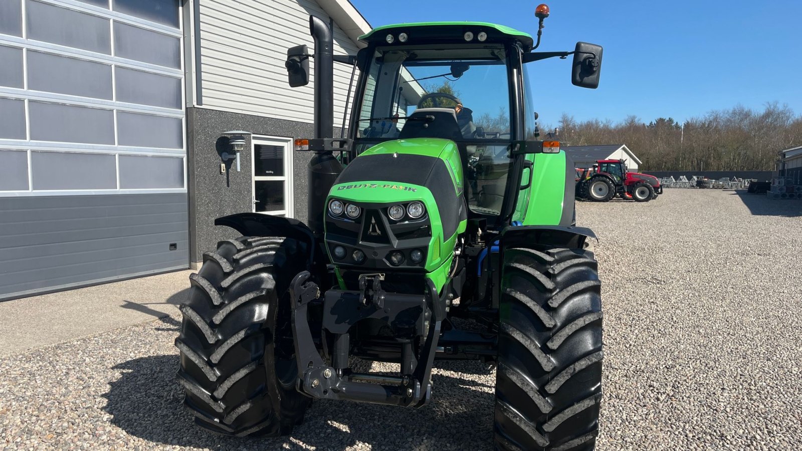 Traktor типа Deutz-Fahr Agrotron 6140 Classic Fin handy traktor med frontlift., Gebrauchtmaschine в Lintrup (Фотография 4)