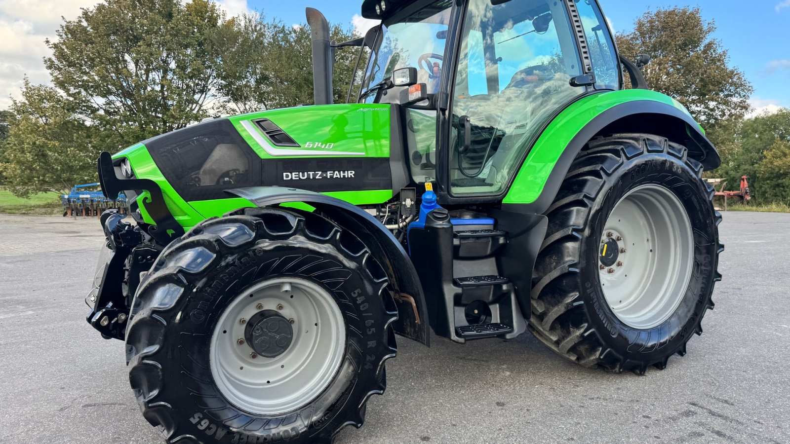 Traktor of the type Deutz-Fahr Agrotron 6140 KUN 1900 TIMER!, Gebrauchtmaschine in Nørager (Picture 2)