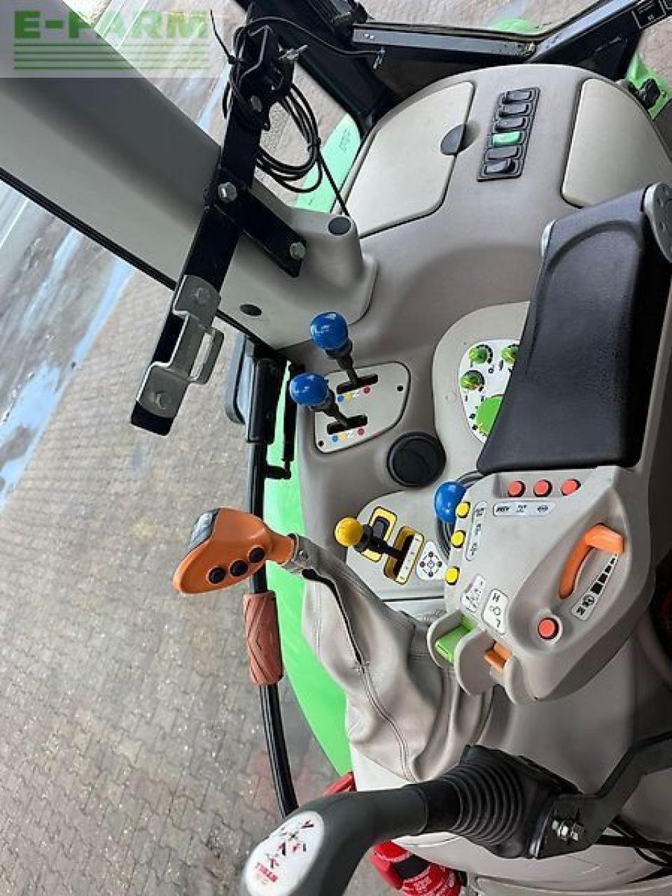 Traktor des Typs Deutz-Fahr agrotron 6140, Gebrauchtmaschine in HAMERSEN (Bild 10)