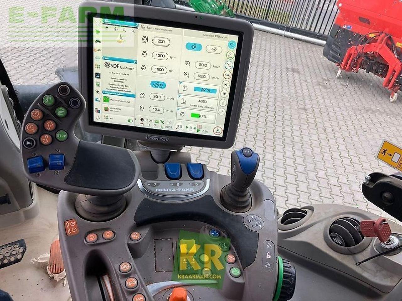 Traktor типа Deutz-Fahr agrotron 6150 ttv tractor #776304, Gebrauchtmaschine в STEENBERGEN (Фотография 11)