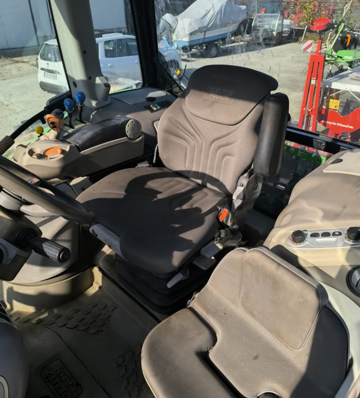 Traktor типа Deutz-Fahr Agrotron 6150, Gebrauchtmaschine в Orţişoara (Фотография 6)