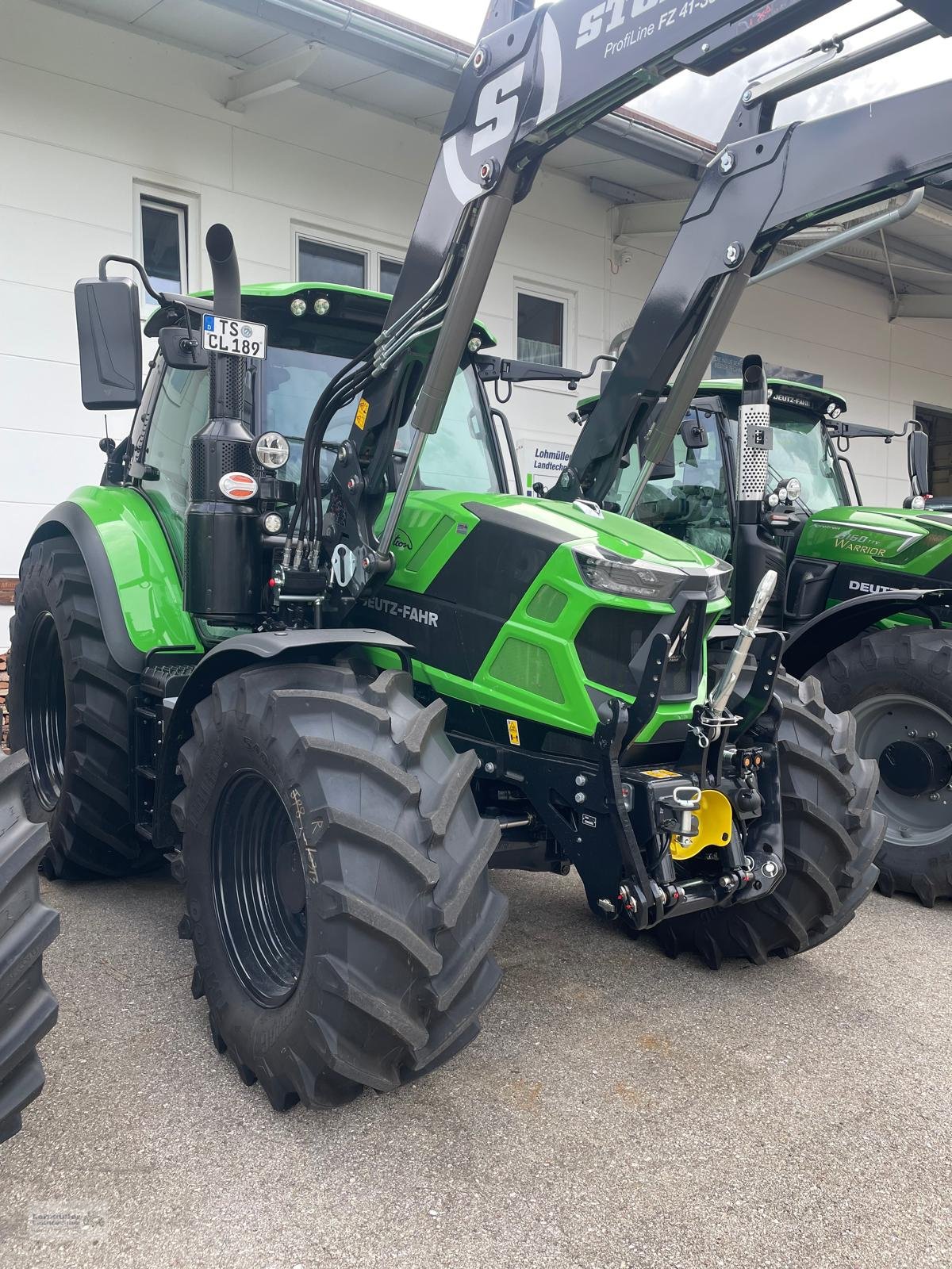 Traktor des Typs Deutz-Fahr Agrotron 6150.4 TTV - Limited Edition, Neumaschine in Traunreut (Bild 2)