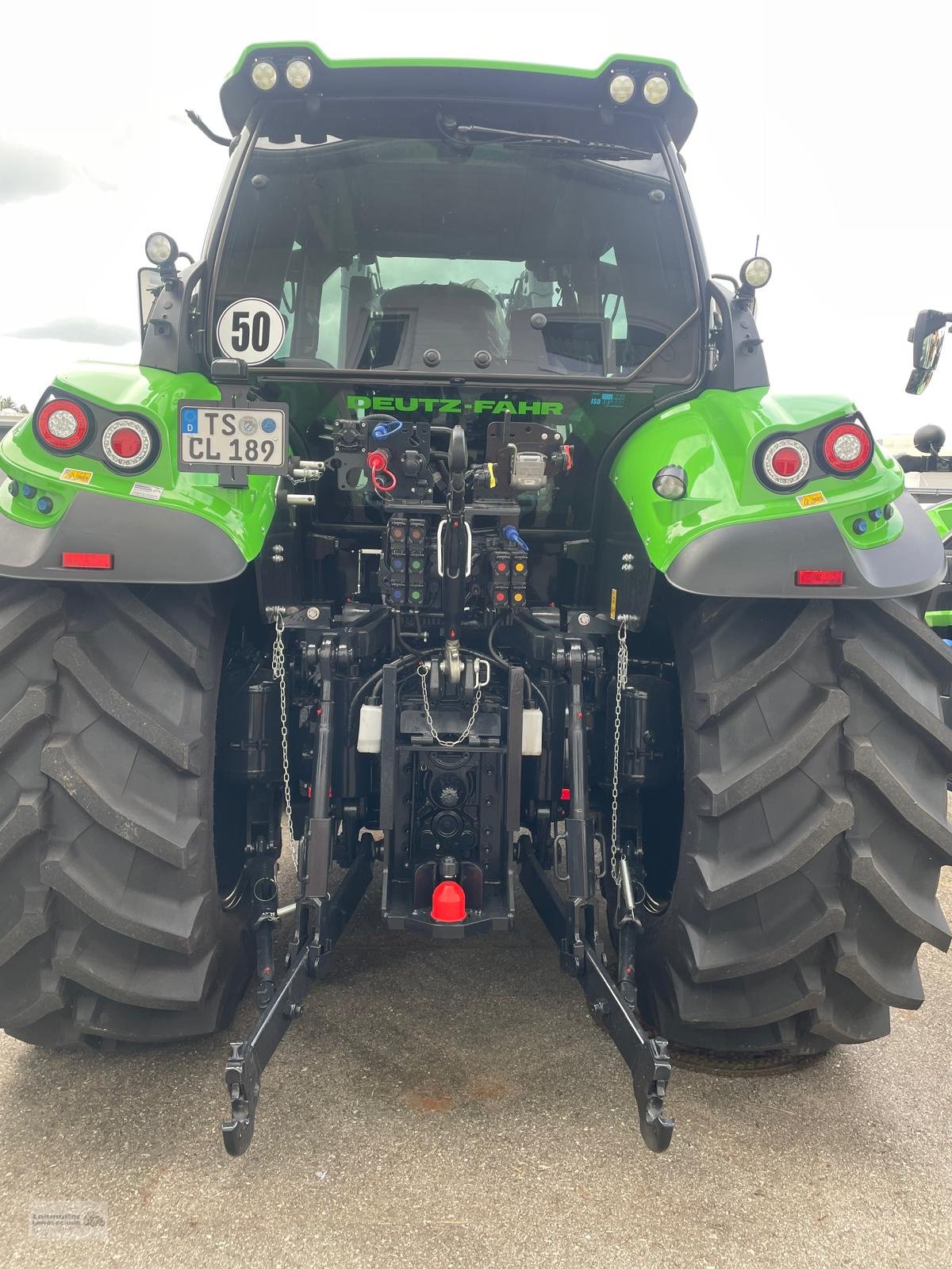 Traktor des Typs Deutz-Fahr Agrotron 6150.4 TTV - Limited Edition, Neumaschine in Traunreut (Bild 7)