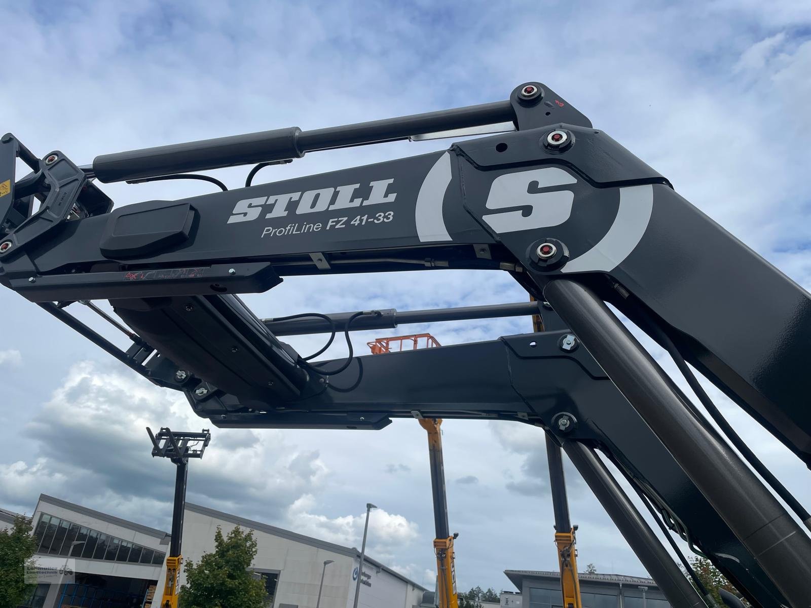 Traktor des Typs Deutz-Fahr Agrotron 6150.4 TTV - Limited Edition, Neumaschine in Traunreut (Bild 9)