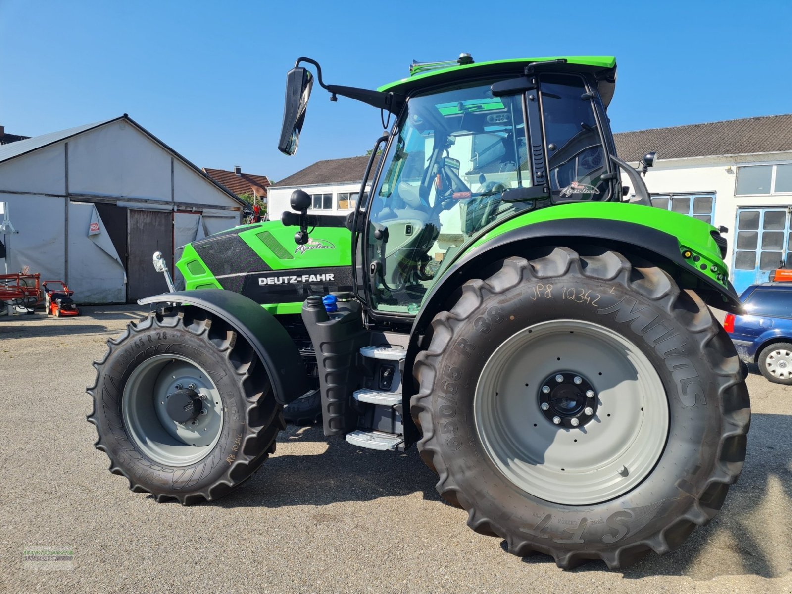 Traktor typu Deutz-Fahr Agrotron 6150.4 TTV -Sondermodell mit Aktionspreis-, Neumaschine v Diessen (Obrázek 2)