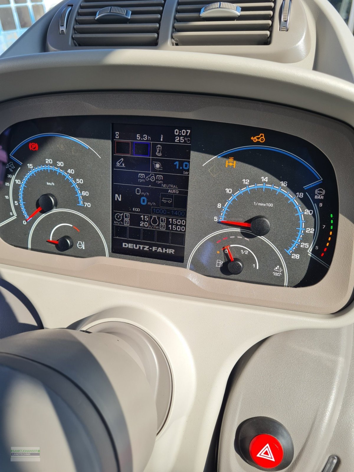 Traktor typu Deutz-Fahr Agrotron 6150.4 TTV -Sondermodell mit Aktionspreis-, Neumaschine v Diessen (Obrázek 9)