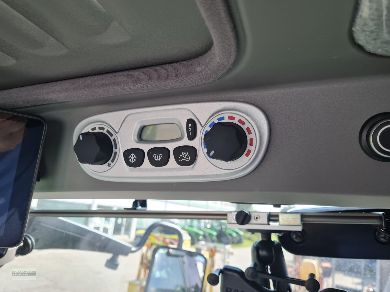 Traktor typu Deutz-Fahr Agrotron 6150.4 TTV -Sondermodell mit Aktionspreis-, Neumaschine v Diessen (Obrázek 16)