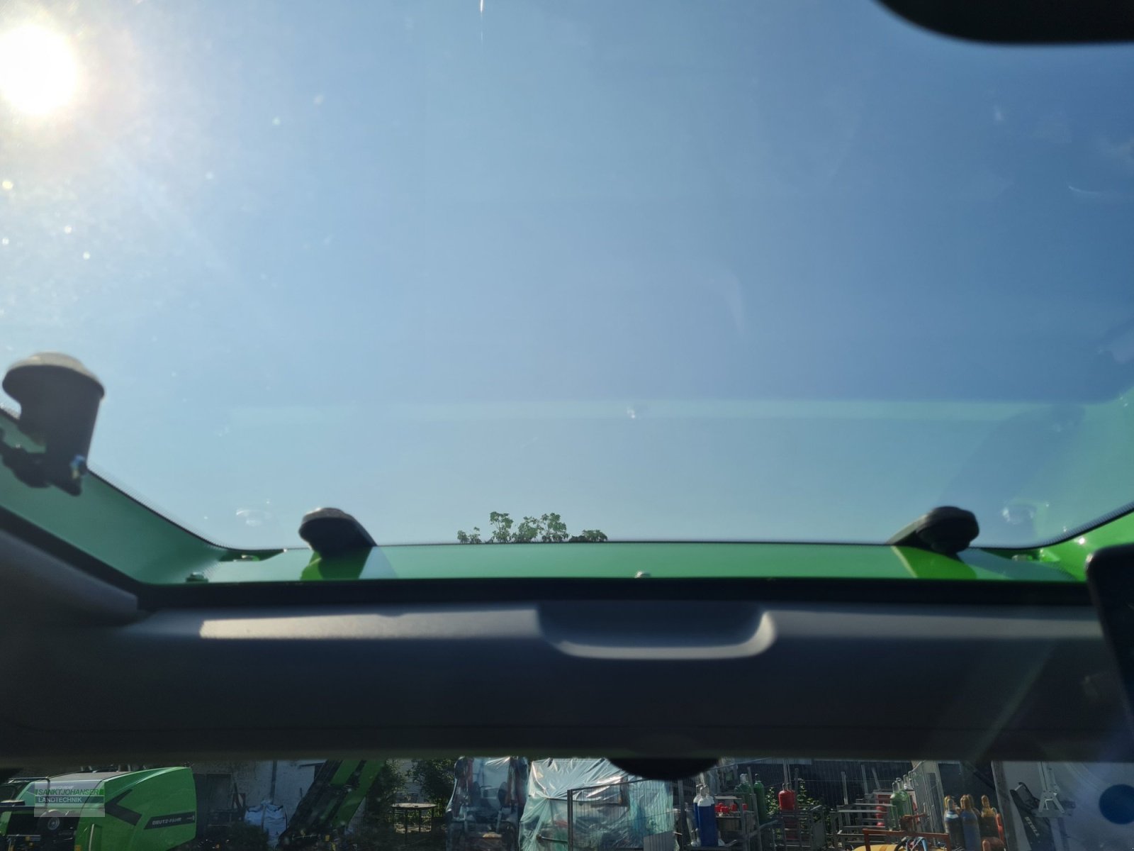 Traktor typu Deutz-Fahr Agrotron 6150.4 TTV -Sondermodell mit Aktionspreis-, Neumaschine v Diessen (Obrázek 23)