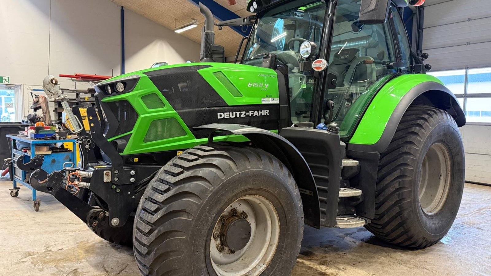 Traktor typu Deutz-Fahr Agrotron 6150.4 TTV, Gebrauchtmaschine w Brørup (Zdjęcie 7)