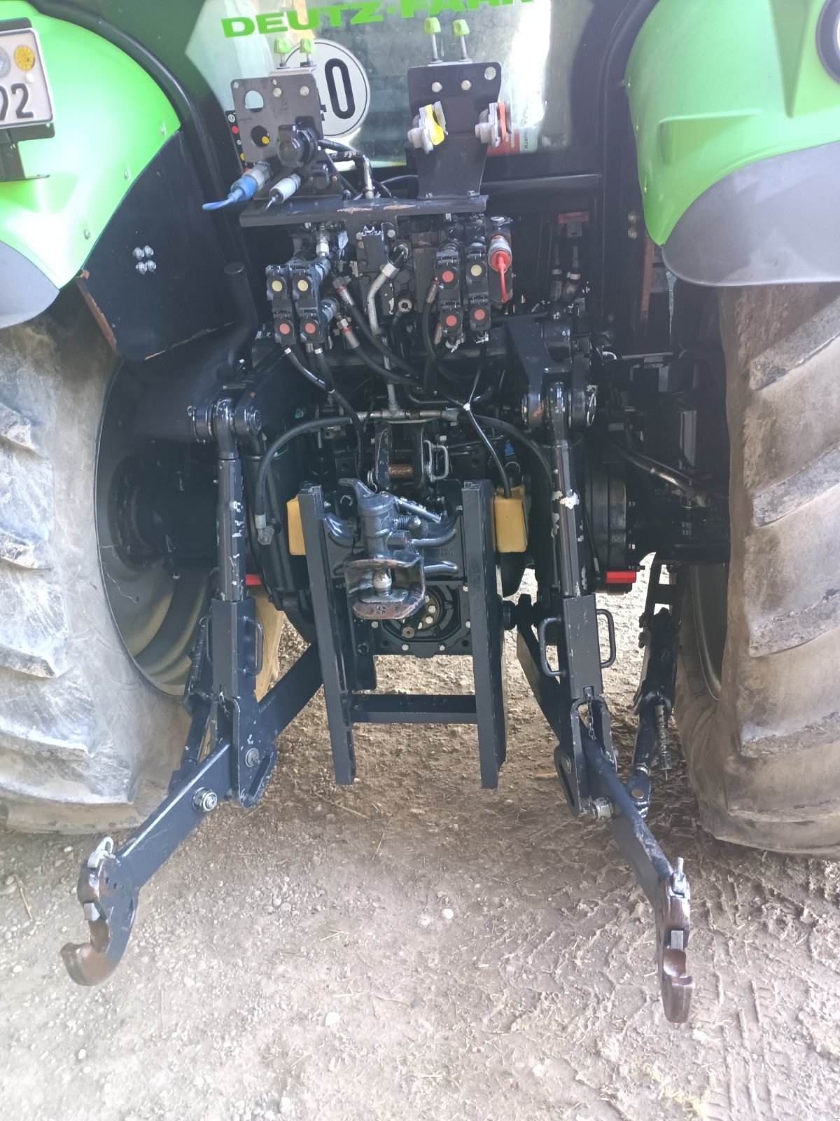Traktor des Typs Deutz-Fahr Agrotron 6150.4, Gebrauchtmaschine in Iffeldorf (Bild 3)