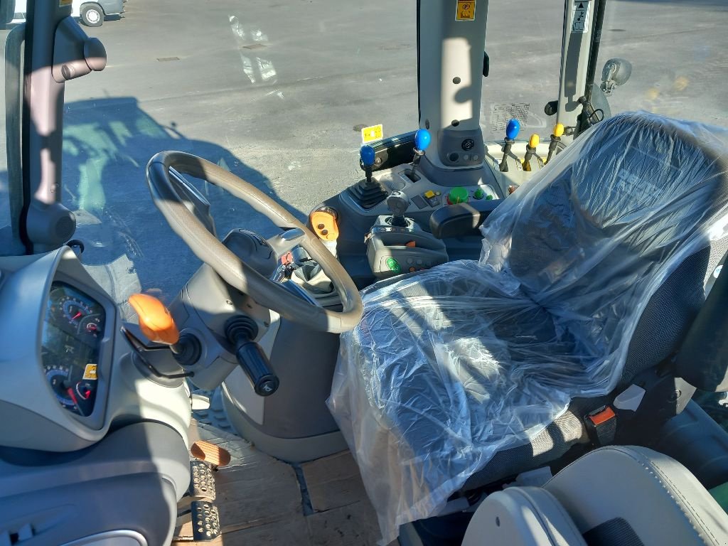 Traktor typu Deutz-Fahr Agrotron 6155 PS T4F, Gebrauchtmaschine v BRECE (Obrázek 9)