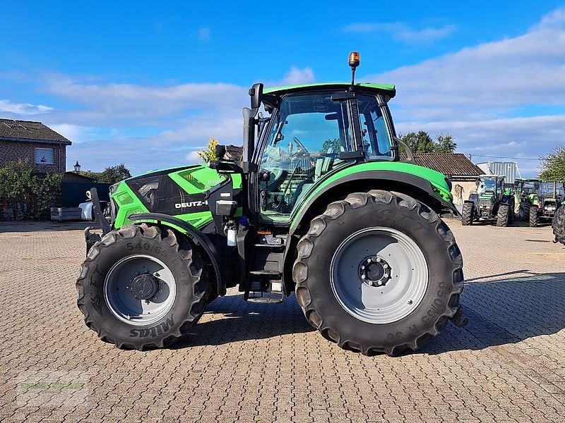 Traktor от тип Deutz-Fahr AGROTRON 6155.4 P, Gebrauchtmaschine в Leichlingen (Снимка 2)