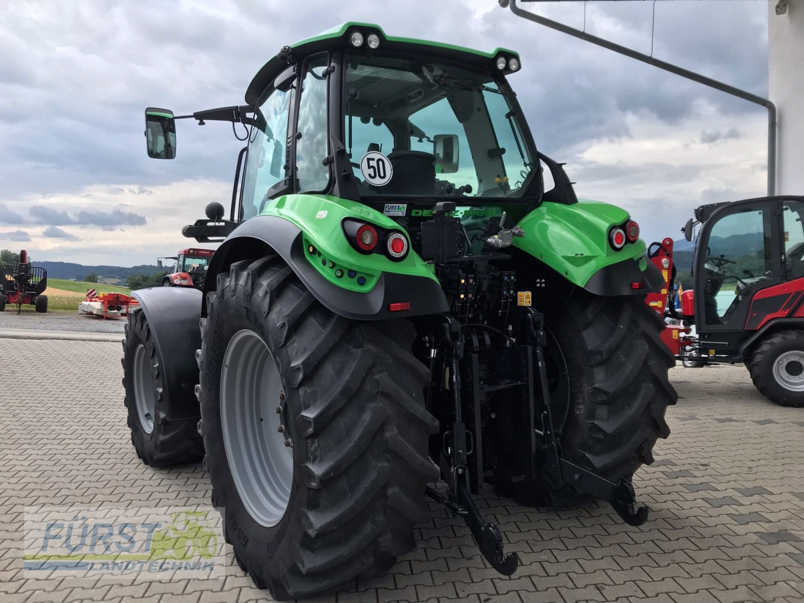 Traktor типа Deutz-Fahr Agrotron 6155.4 TTV, Gebrauchtmaschine в Perlesreut (Фотография 5)