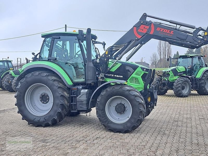 Traktor tipa Deutz-Fahr AGROTRON 6155.4P mit fabrikneuen STOLL-Lader, Gebrauchtmaschine u Leichlingen (Slika 2)
