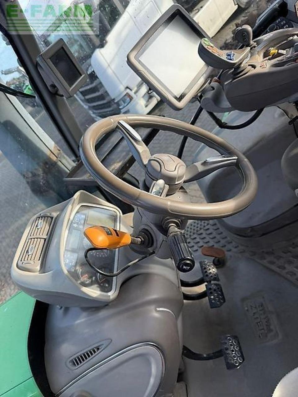 Traktor van het type Deutz-Fahr agrotron 6155.4ttv TTV, Gebrauchtmaschine in HAMERSEN (Foto 9)