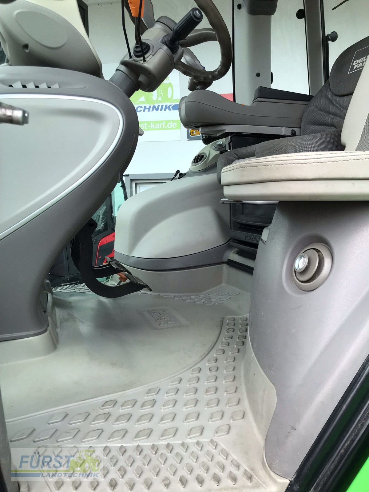 Traktor typu Deutz-Fahr Agrotron 6155.4TTV, Gebrauchtmaschine v Perlesreut (Obrázek 13)