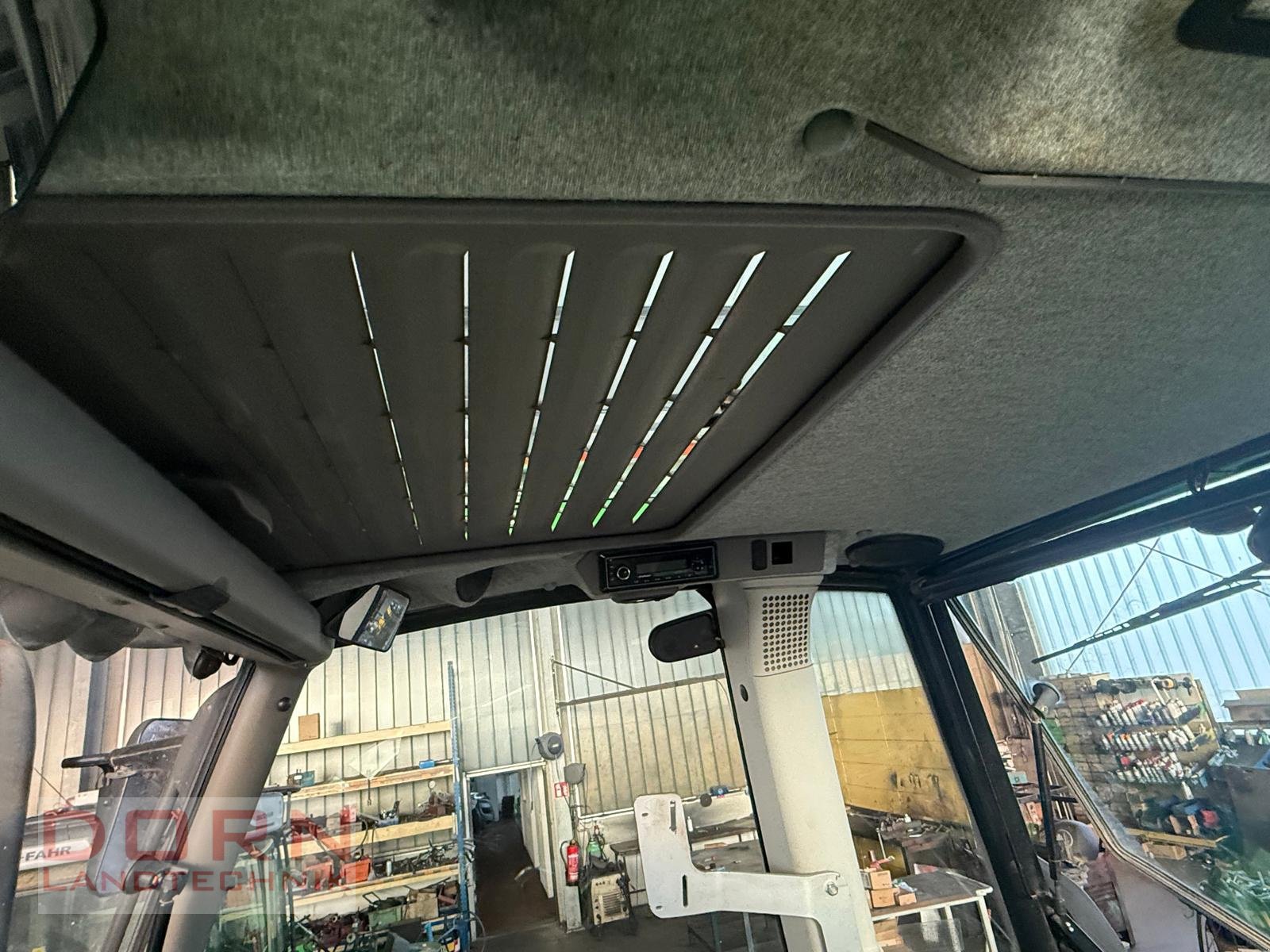 Traktor des Typs Deutz-Fahr Agrotron 6160 P, Gebrauchtmaschine in Bruckberg (Bild 6)