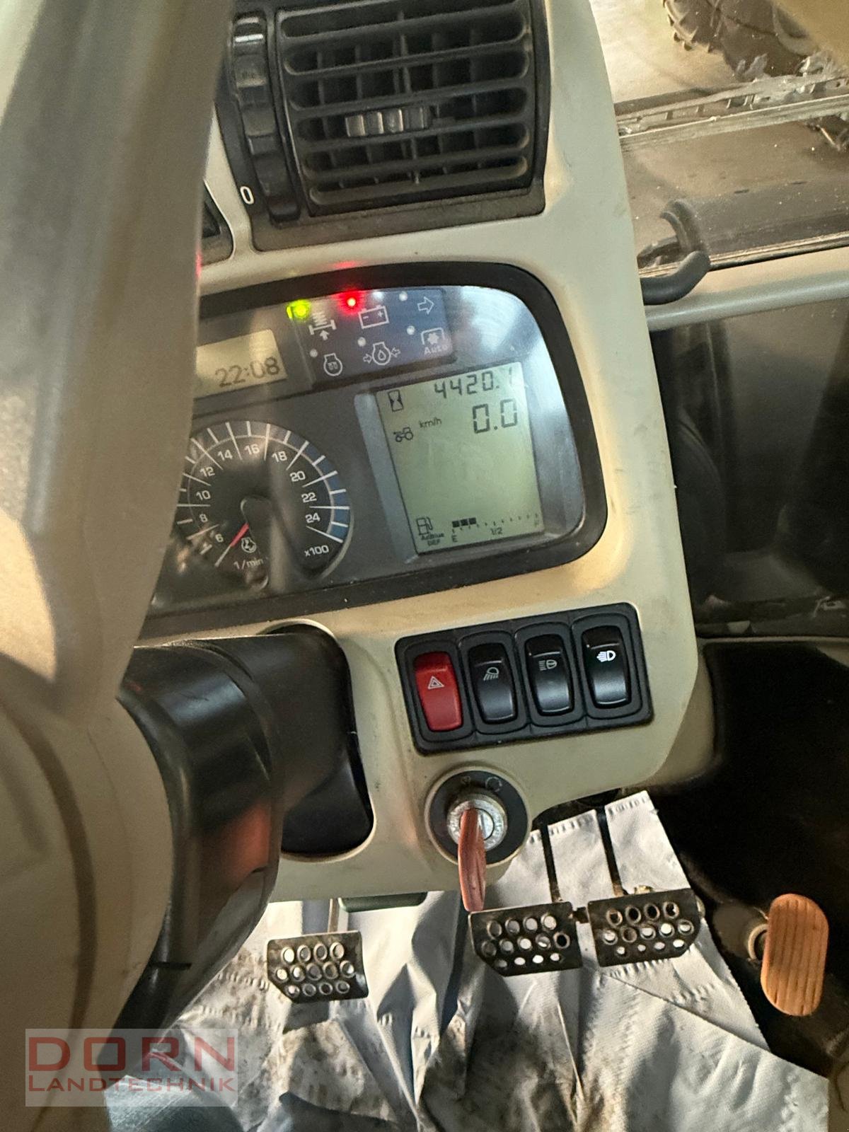 Traktor des Typs Deutz-Fahr Agrotron 6160 P, Gebrauchtmaschine in Bruckberg (Bild 7)