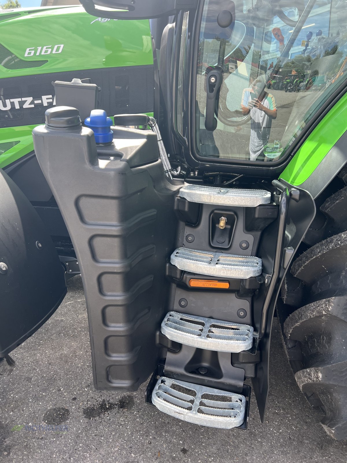 Traktor des Typs Deutz-Fahr Agrotron 6160 Powershift, Neumaschine in Pforzen (Bild 8)