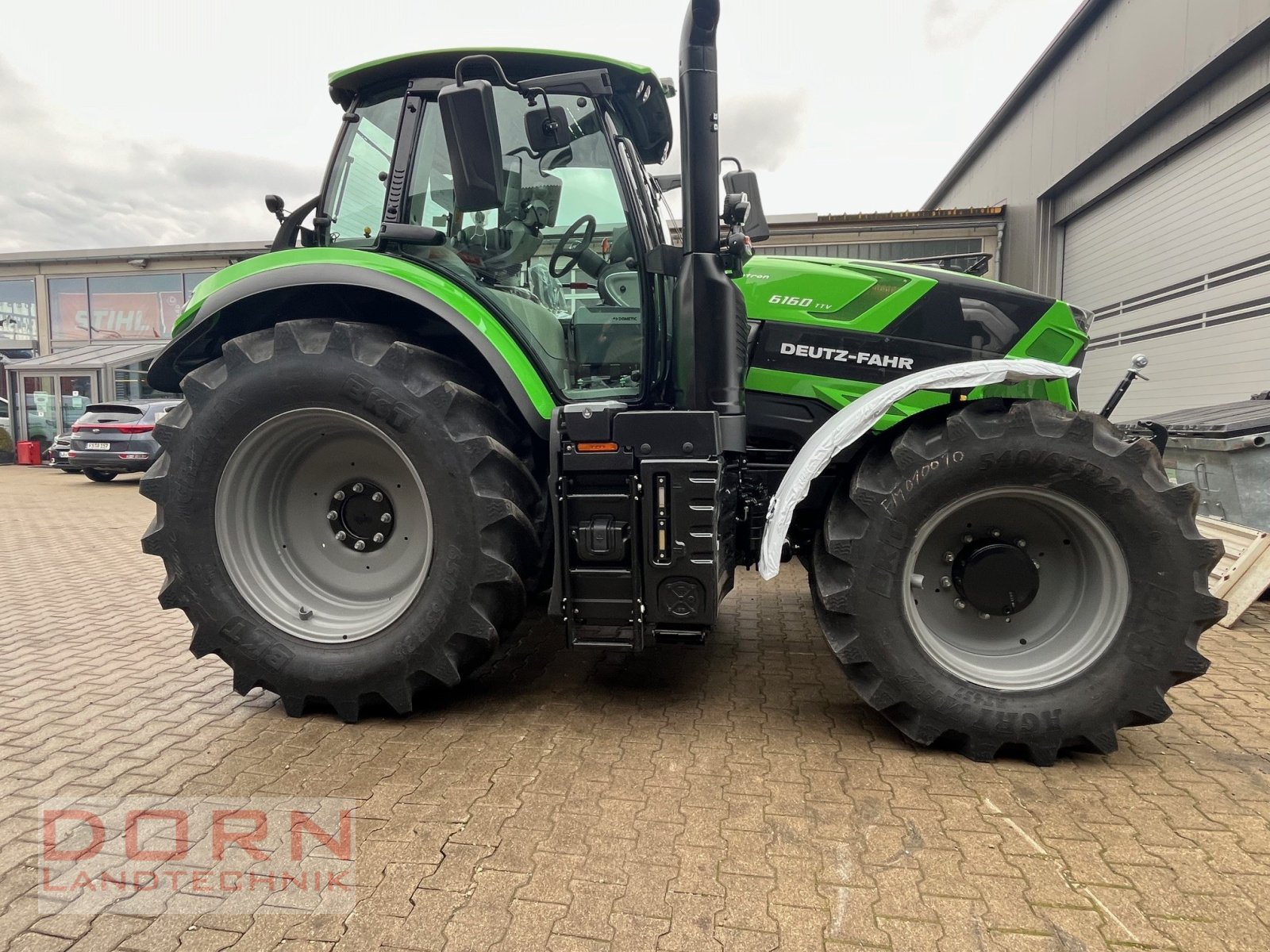 Traktor typu Deutz-Fahr Agrotron 6160 TTV, Neumaschine v Bruckberg (Obrázek 3)