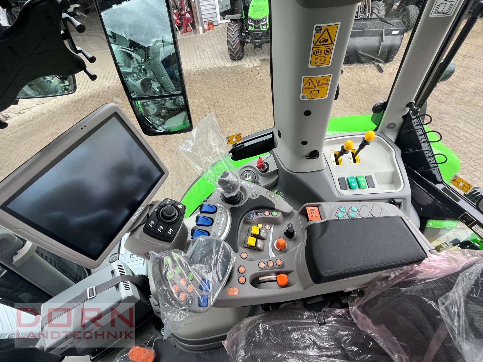 Traktor typu Deutz-Fahr Agrotron 6160 TTV, Neumaschine v Bruckberg (Obrázek 9)