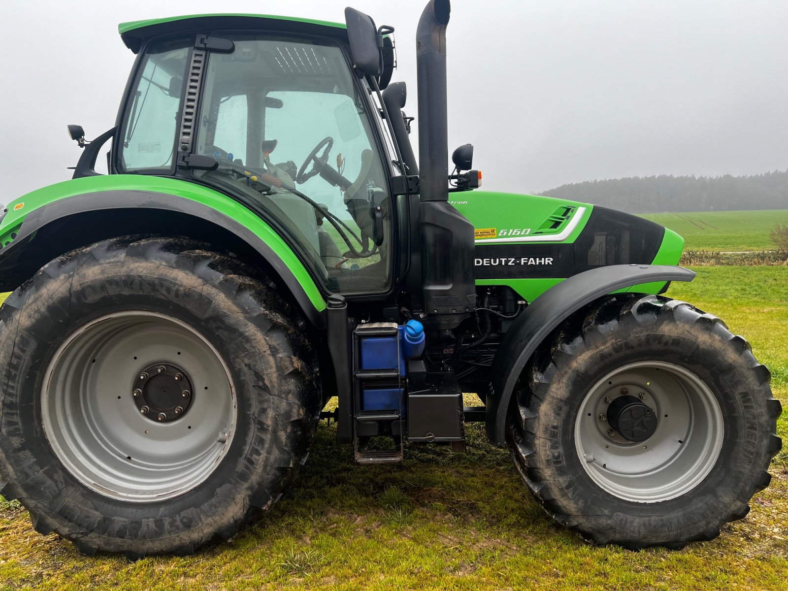 Traktor typu Deutz-Fahr Agrotron 6160, Gebrauchtmaschine v Merkendorf (Obrázek 2)