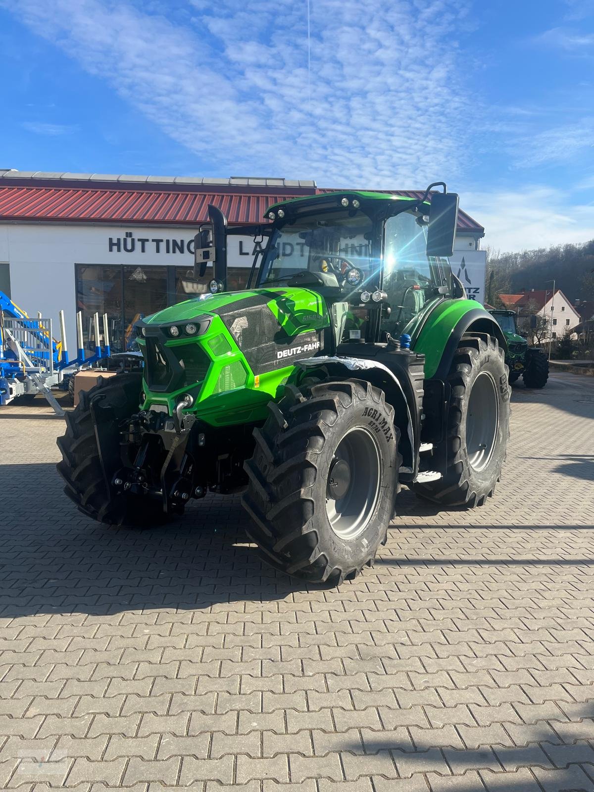 Traktor of the type Deutz-Fahr Agrotron 6160.4 TTV, Neumaschine in Treuchtlingen (Picture 2)