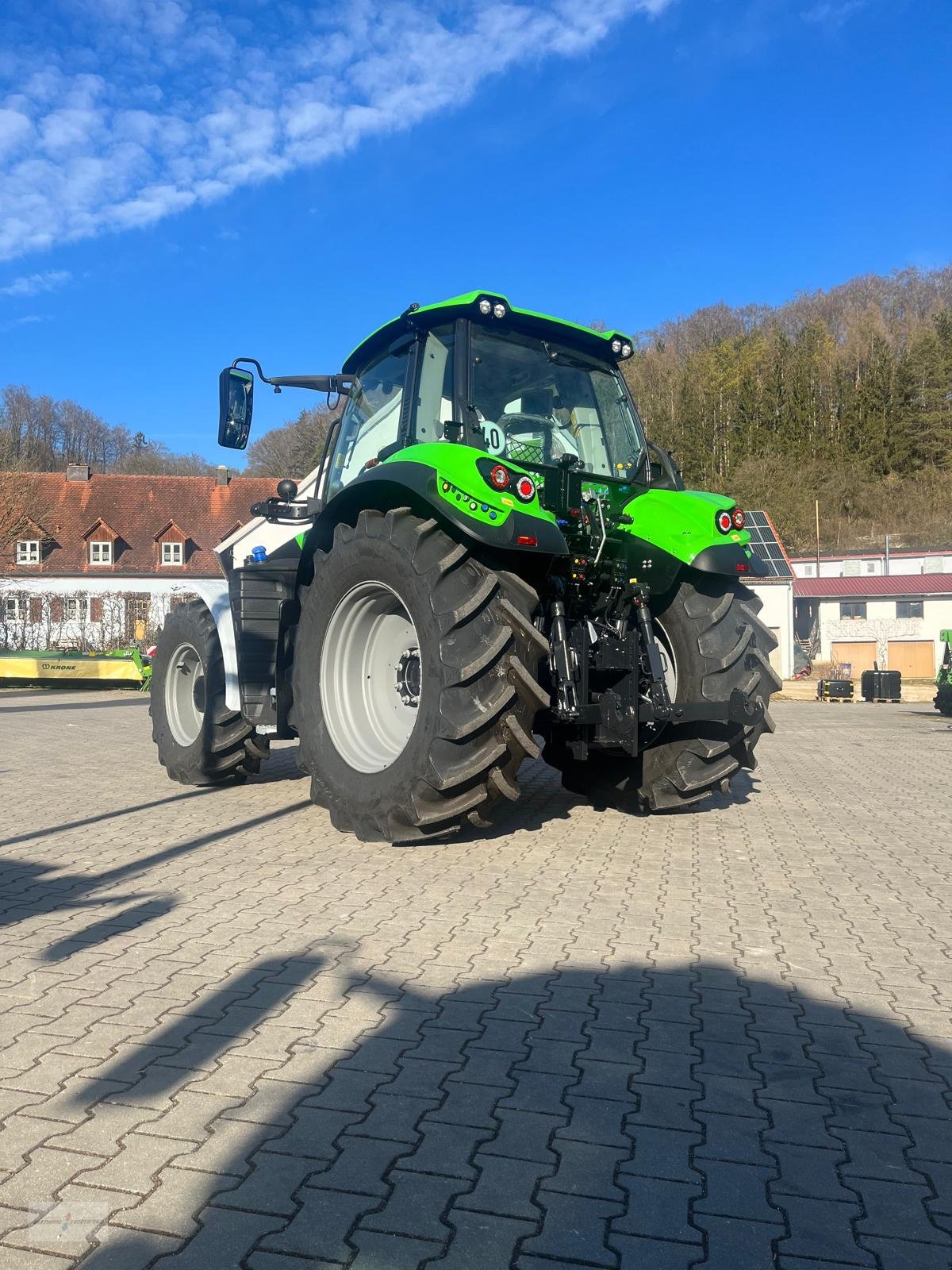 Traktor of the type Deutz-Fahr Agrotron 6160.4 TTV, Neumaschine in Treuchtlingen (Picture 6)