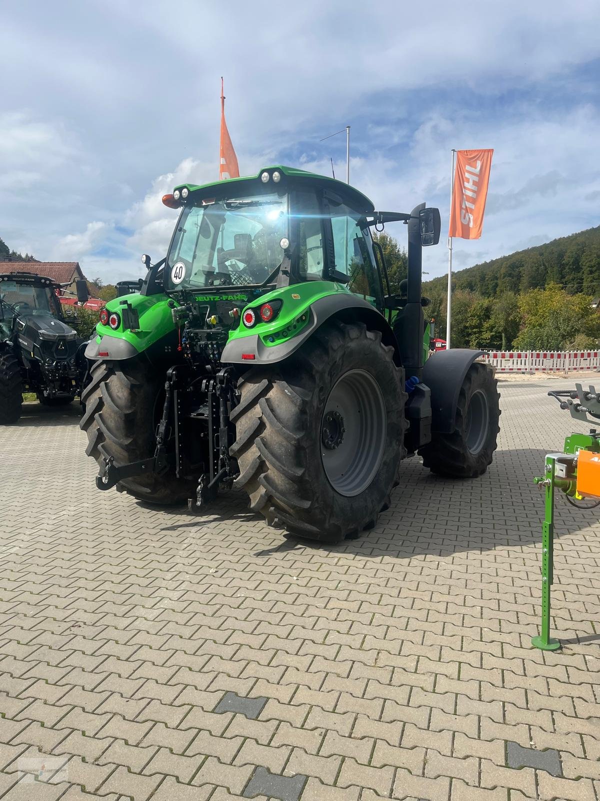 Traktor typu Deutz-Fahr Agrotron 6165 TTV, Gebrauchtmaschine v Treuchtlingen (Obrázek 5)