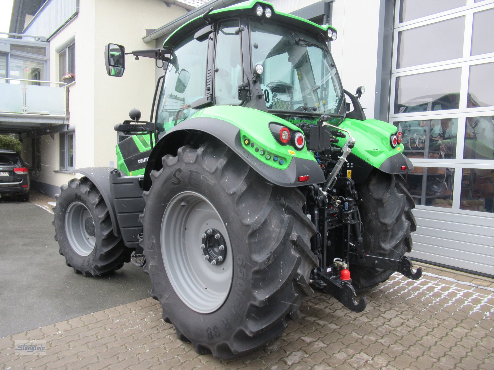 Traktor des Typs Deutz-Fahr Agrotron 6165 TTV, Neumaschine in Waischenfeld (Bild 3)