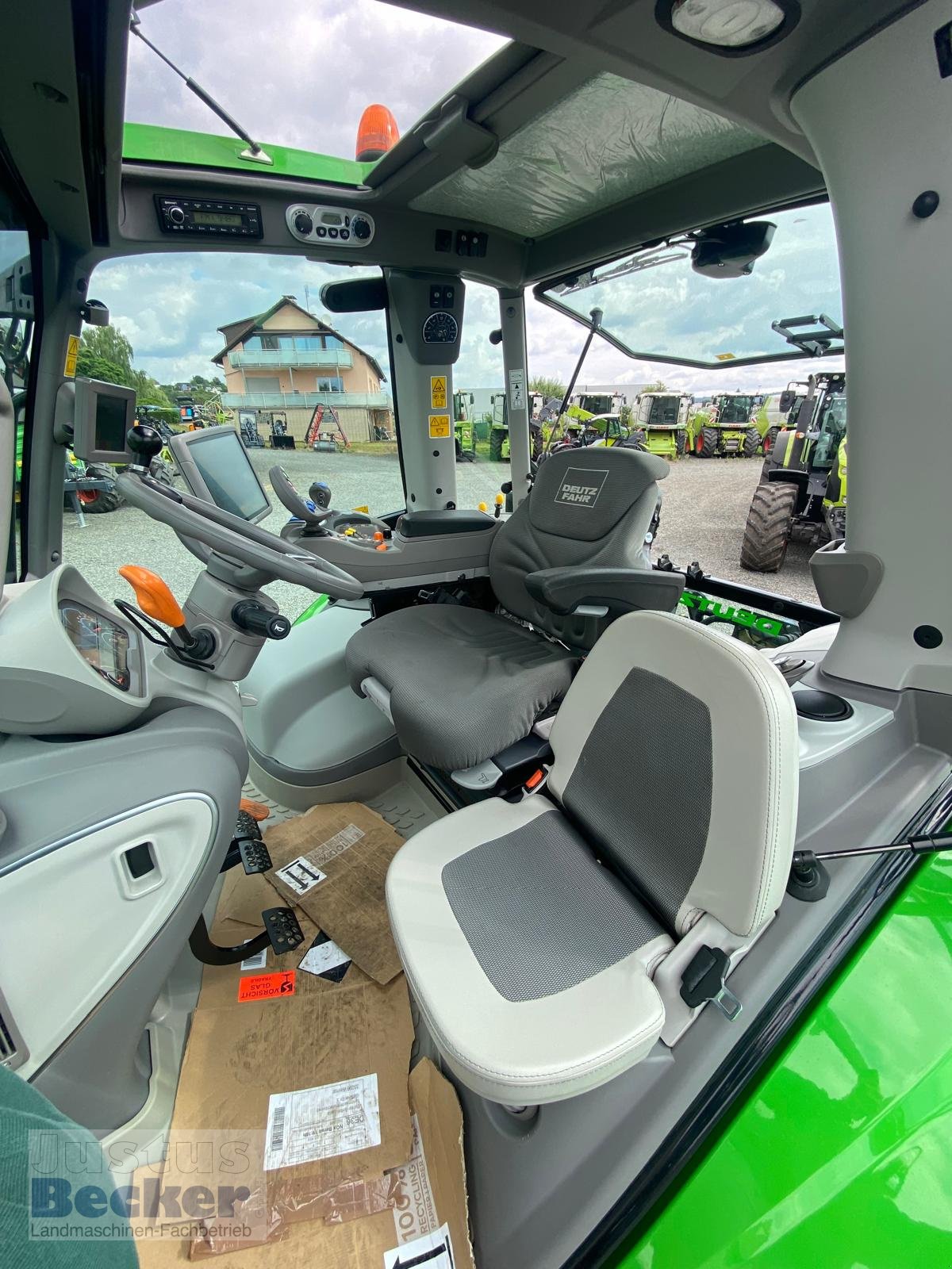 Traktor typu Deutz-Fahr Agrotron 6165 TTV, Gebrauchtmaschine v Weimar-Niederwalgern (Obrázek 15)