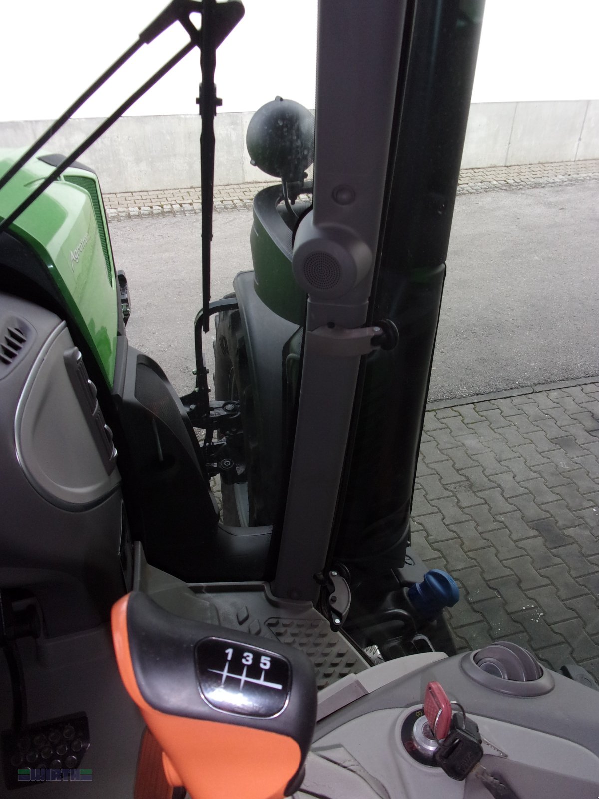 Traktor des Typs Deutz-Fahr Agrotron 6165, Gebrauchtmaschine in Buchdorf (Bild 4)