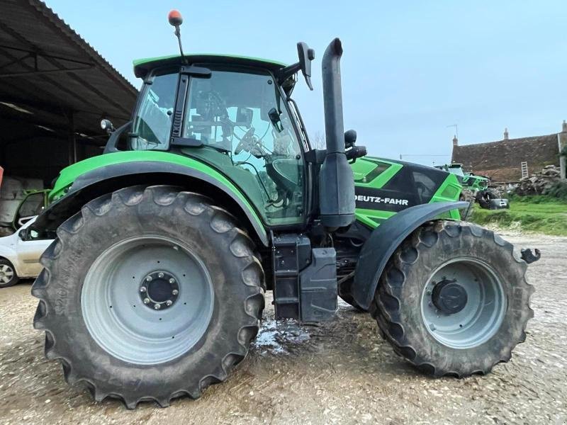 Traktor typu Deutz-Fahr AGROTRON 6165.4, Gebrauchtmaschine v SAINT-GERMAIN DU PUY (Obrázek 2)