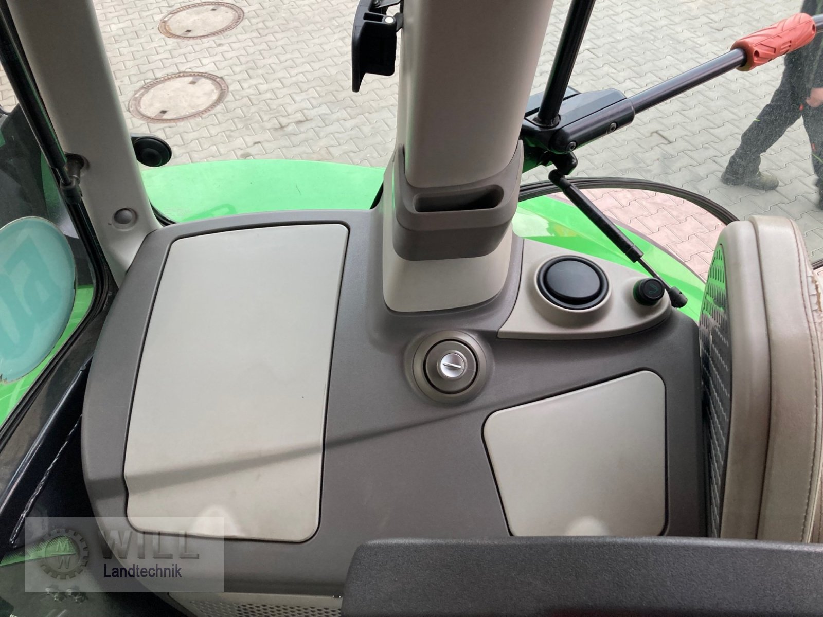 Traktor des Typs Deutz-Fahr Agrotron 6175.4  TTV, Gebrauchtmaschine in Rudendorf (Bild 13)