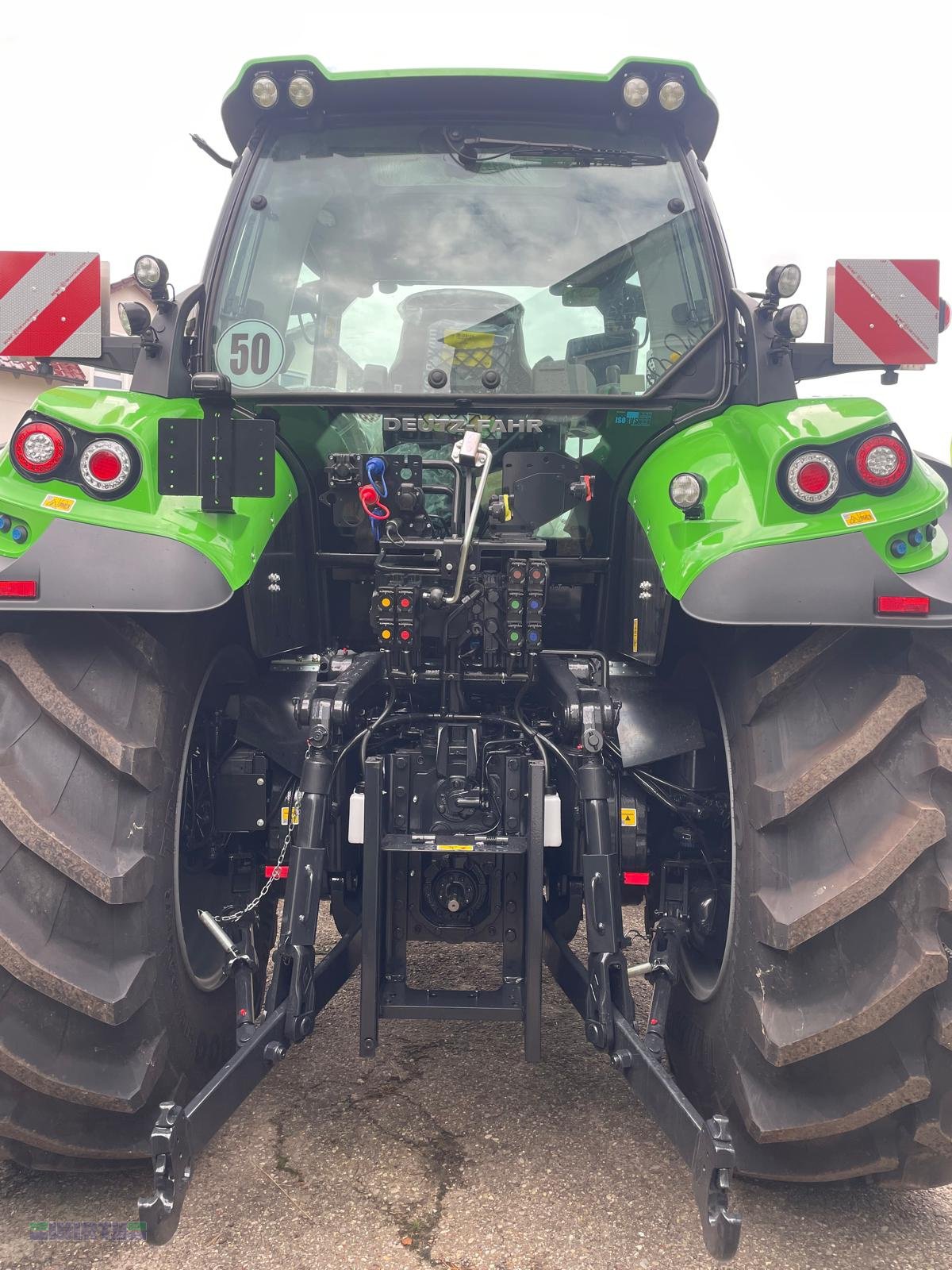 Traktor типа Deutz-Fahr Agrotron 6180 TTV "Aktionsmaschine" auf Wunsch mit Spurführsystem RTK / SR20, Neumaschine в Buchdorf (Фотография 7)
