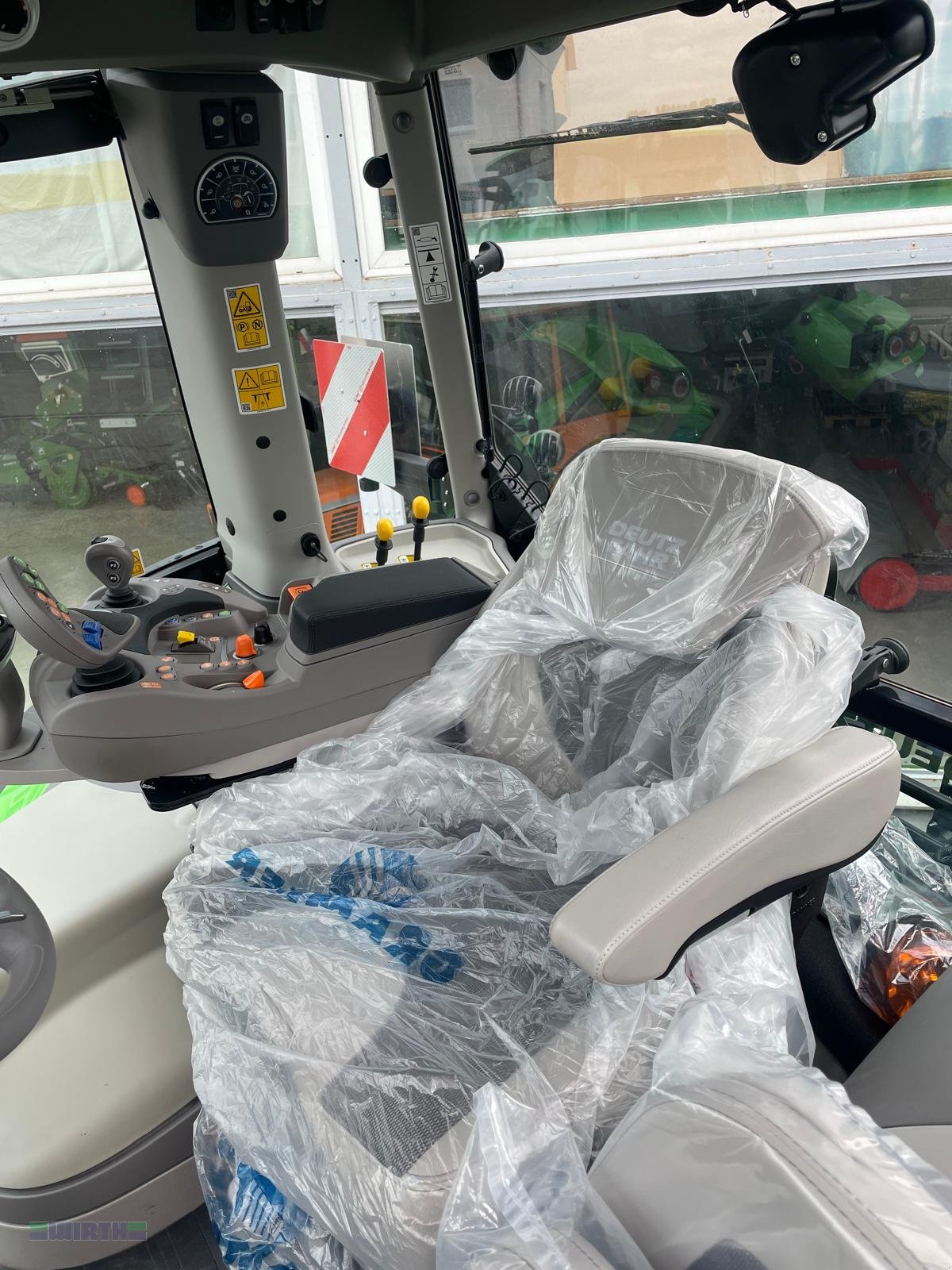 Traktor typu Deutz-Fahr Agrotron 6180 TTV, Aktionsmaschine zum Sonderpreis, einschl. Spurführsystem (RTK mit SR20 Pro, Neumaschine v Buchdorf (Obrázek 9)