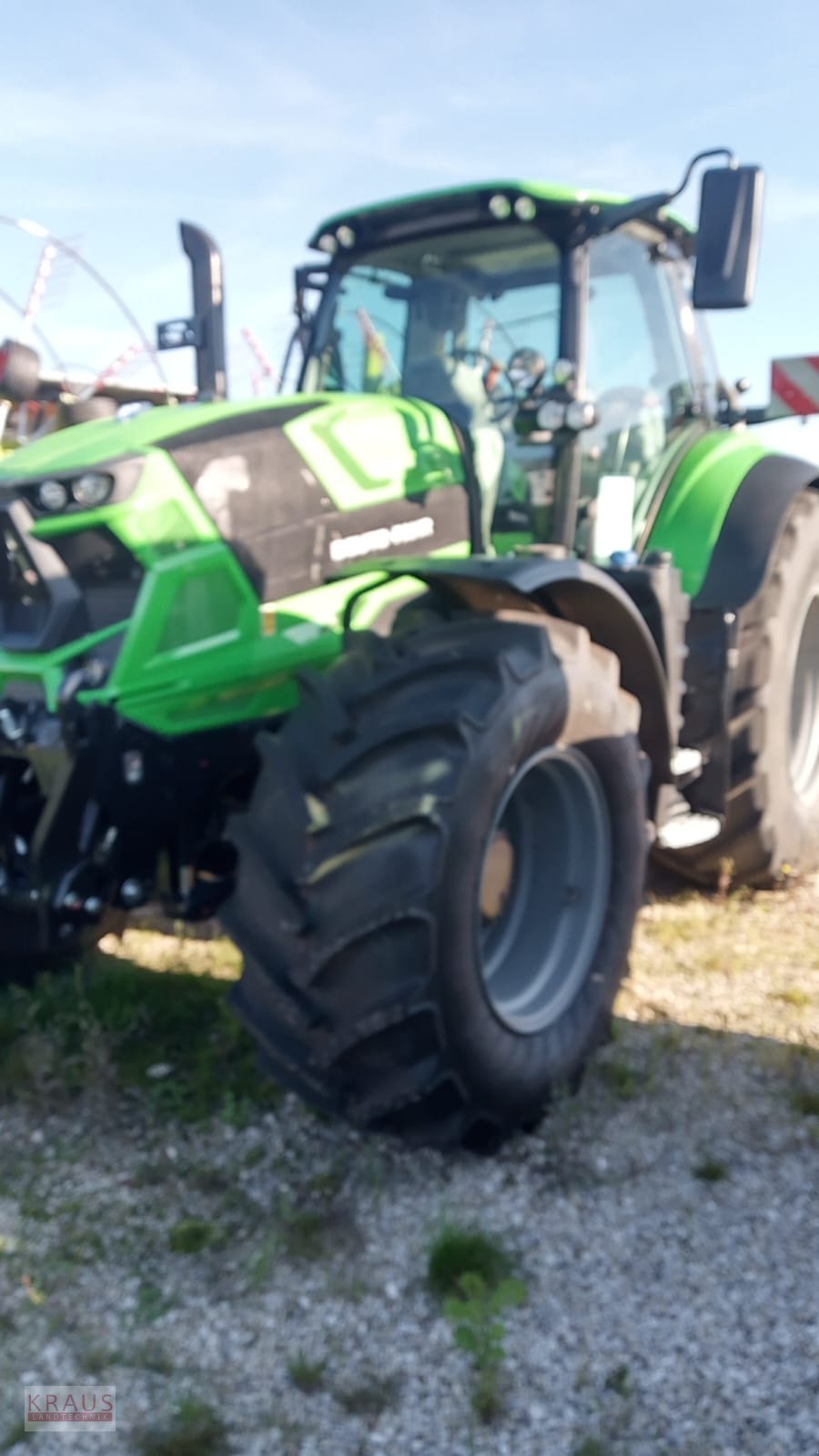Traktor des Typs Deutz-Fahr Agrotron 6180 TTV, Neumaschine in Geiersthal (Bild 1)