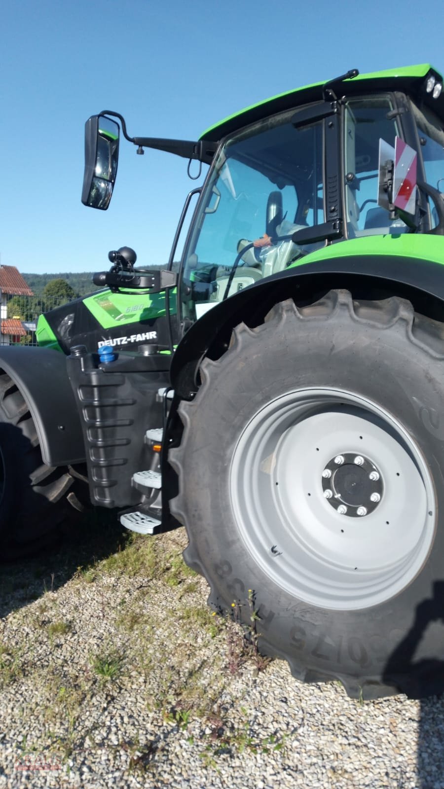 Traktor des Typs Deutz-Fahr Agrotron 6180 TTV, Neumaschine in Geiersthal (Bild 4)