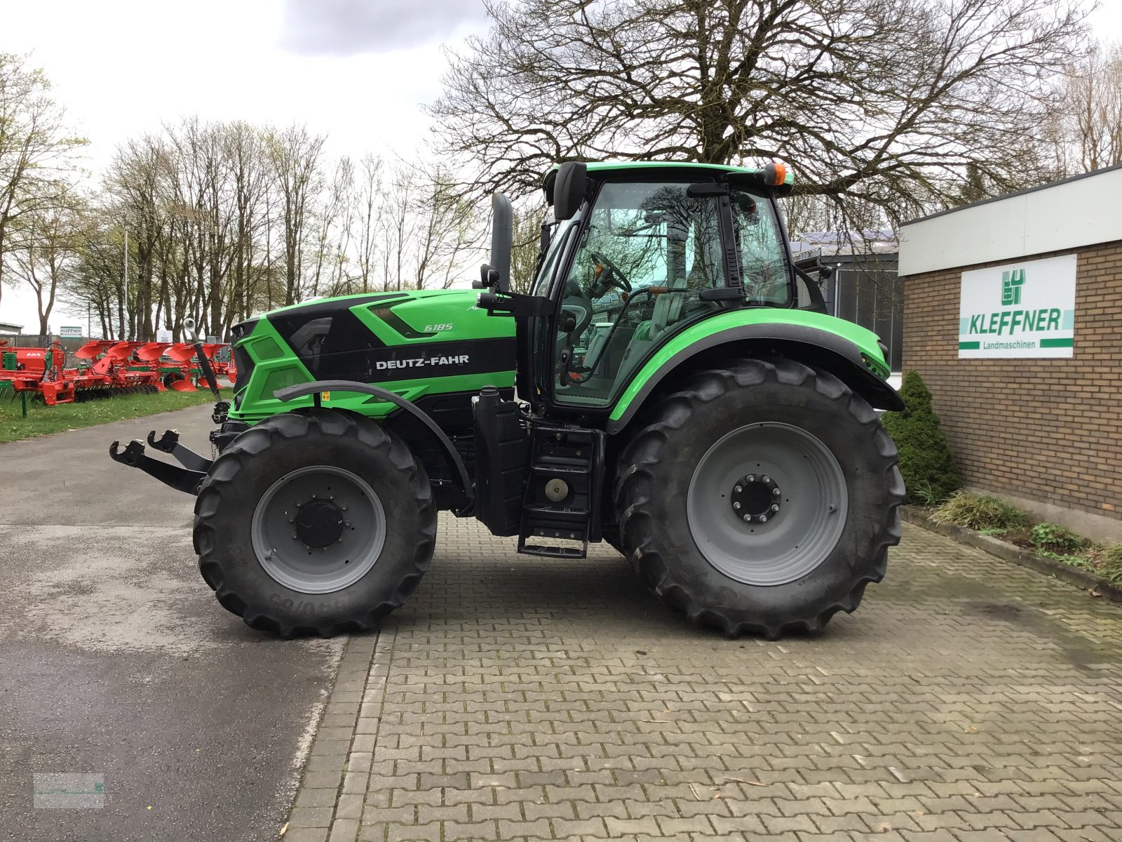 Traktor типа Deutz-Fahr Agrotron 6185, Gebrauchtmaschine в Marsberg (Фотография 15)