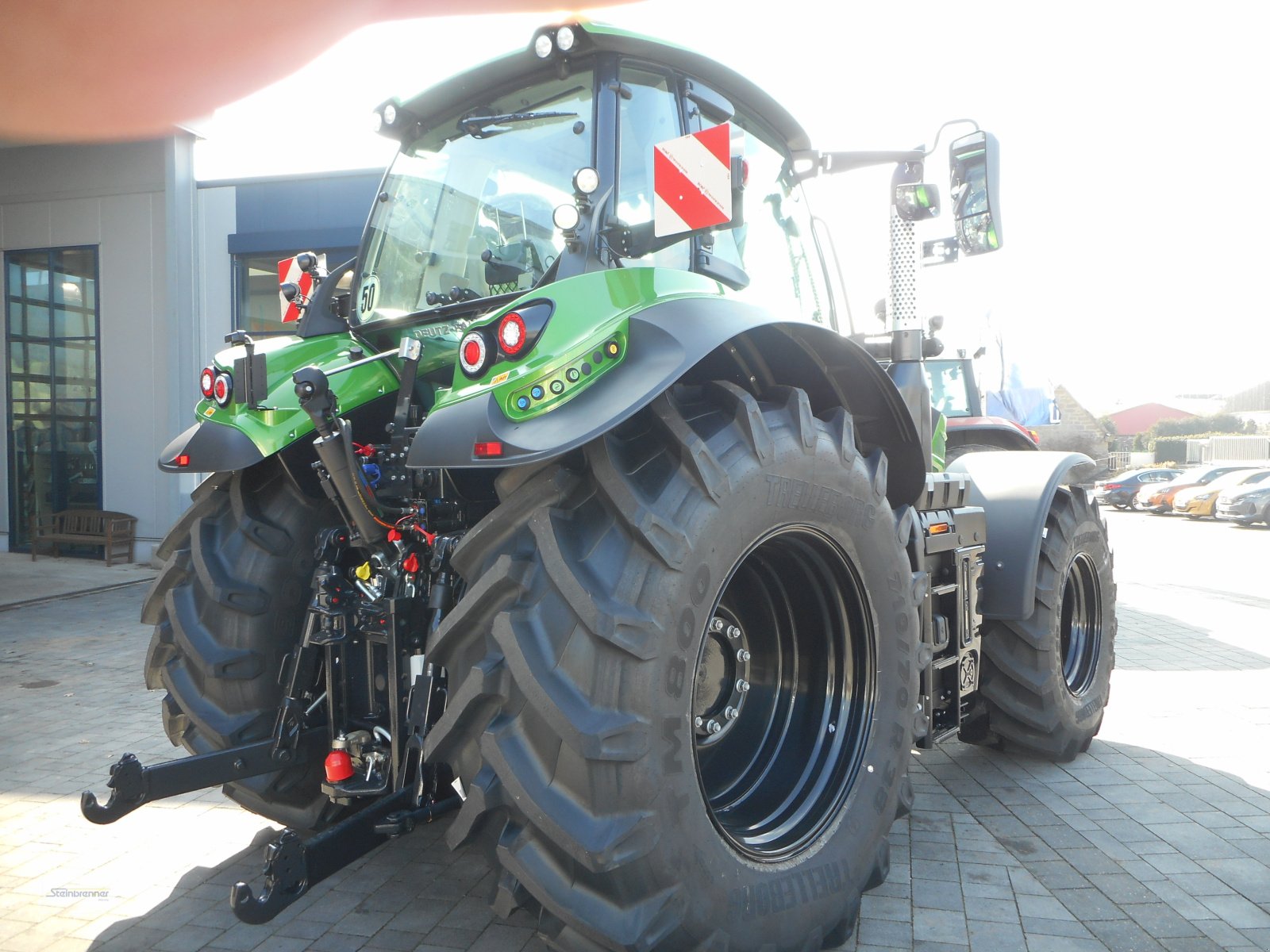 Traktor des Typs Deutz-Fahr Agrotron 6190 TTV Warrior, Neumaschine in Wörnitz (Bild 4)