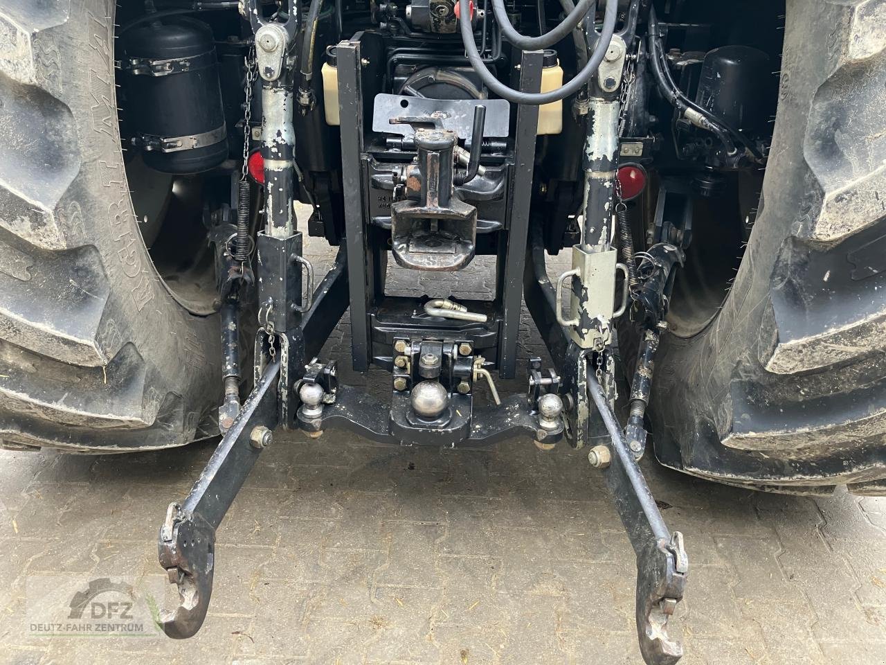 Traktor типа Deutz-Fahr AGROTRON 6190 TTV, Gebrauchtmaschine в Lauingen (Фотография 5)