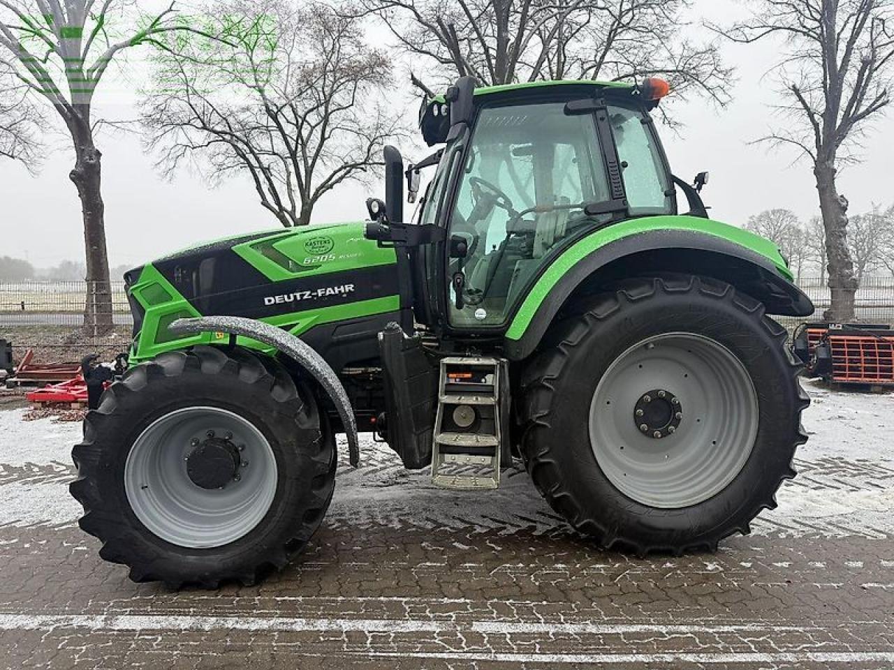 Traktor typu Deutz-Fahr agrotron 6205 rcshift, Gebrauchtmaschine v HAMERSEN (Obrázek 1)