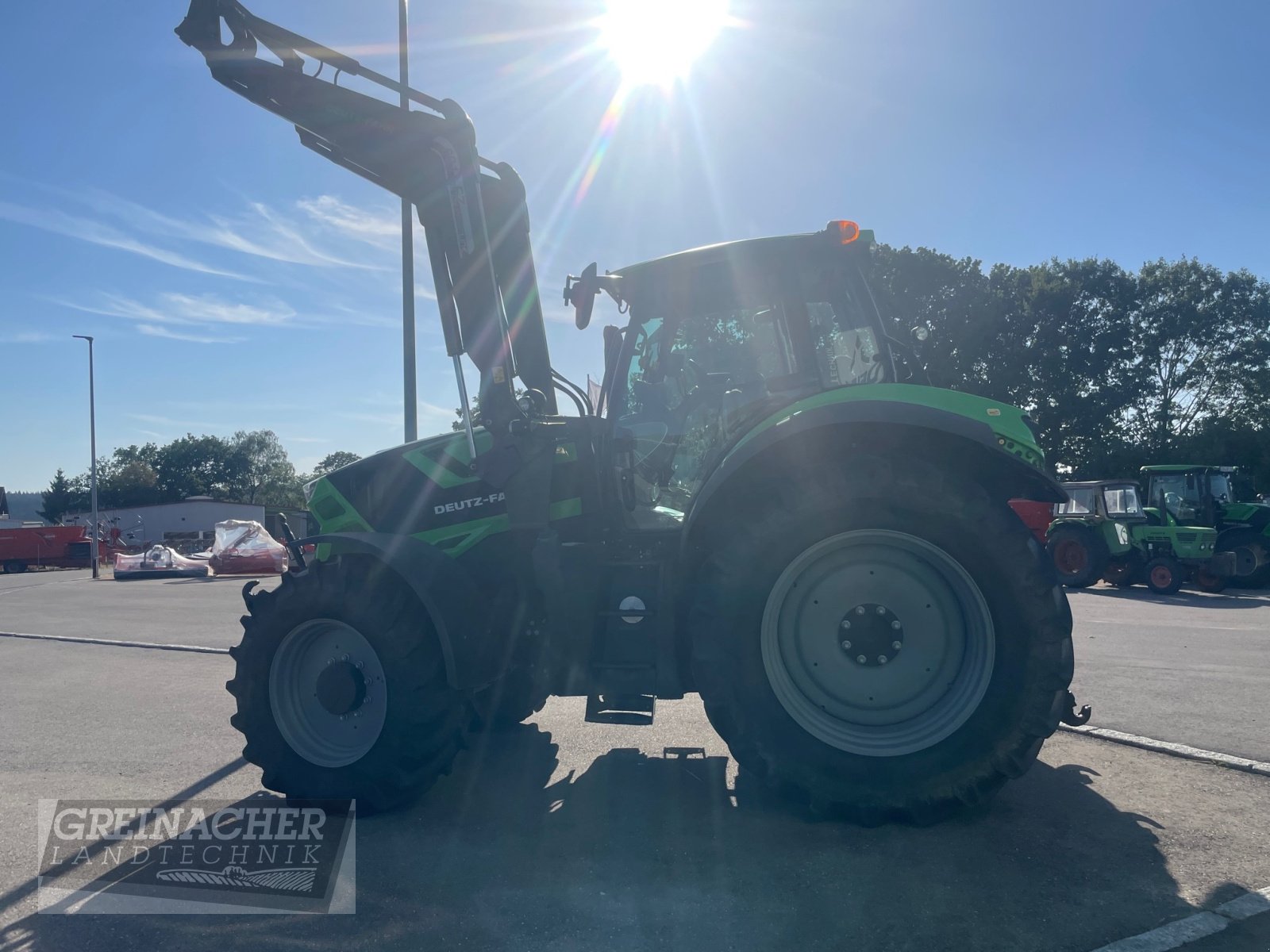 Traktor типа Deutz-Fahr Agrotron 6205 TTV, Gebrauchtmaschine в Pfullendorf (Фотография 4)