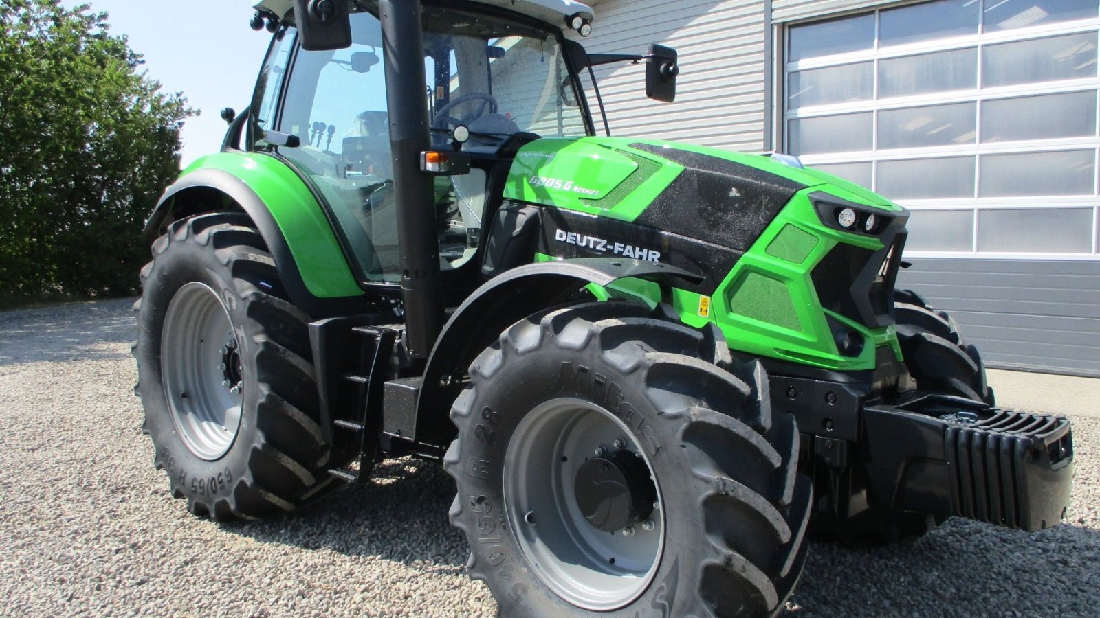 Traktor van het type Deutz-Fahr Agrotron 6205G New and Unused tractor, Gebrauchtmaschine in Lintrup (Foto 21)