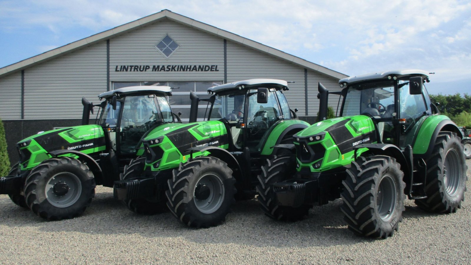 Traktor van het type Deutz-Fahr Agrotron 6205G New and Unused tractor, Gebrauchtmaschine in Lintrup (Foto 22)