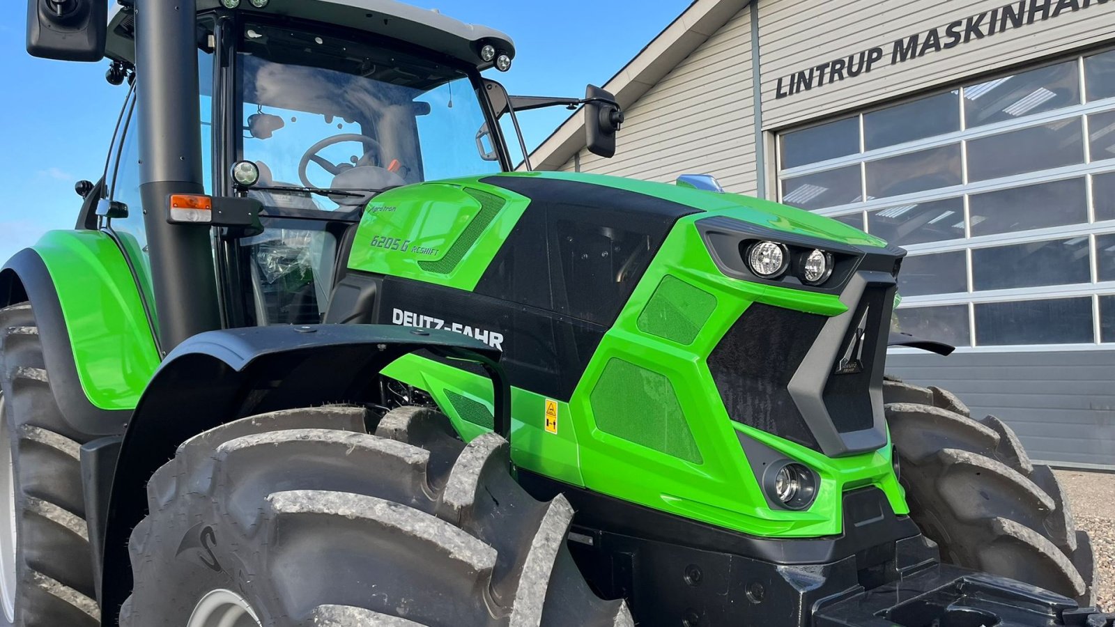 Traktor типа Deutz-Fahr Agrotron 6205G New and Unused tractor, Gebrauchtmaschine в Lintrup (Фотография 10)