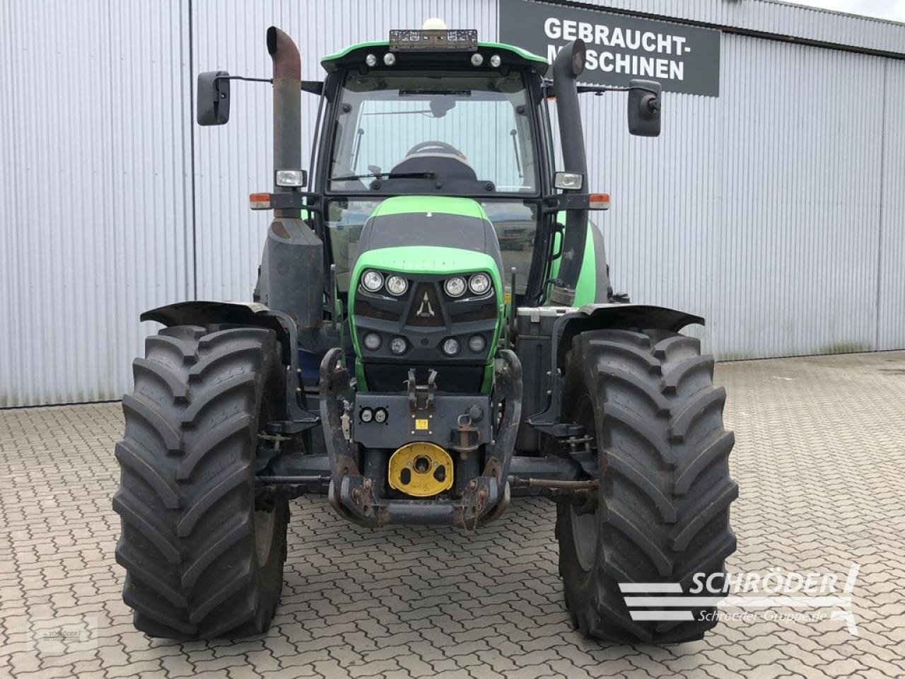 Traktor типа Deutz-Fahr AGROTRON 6210 C SHIFT, Gebrauchtmaschine в Wildeshausen (Фотография 2)