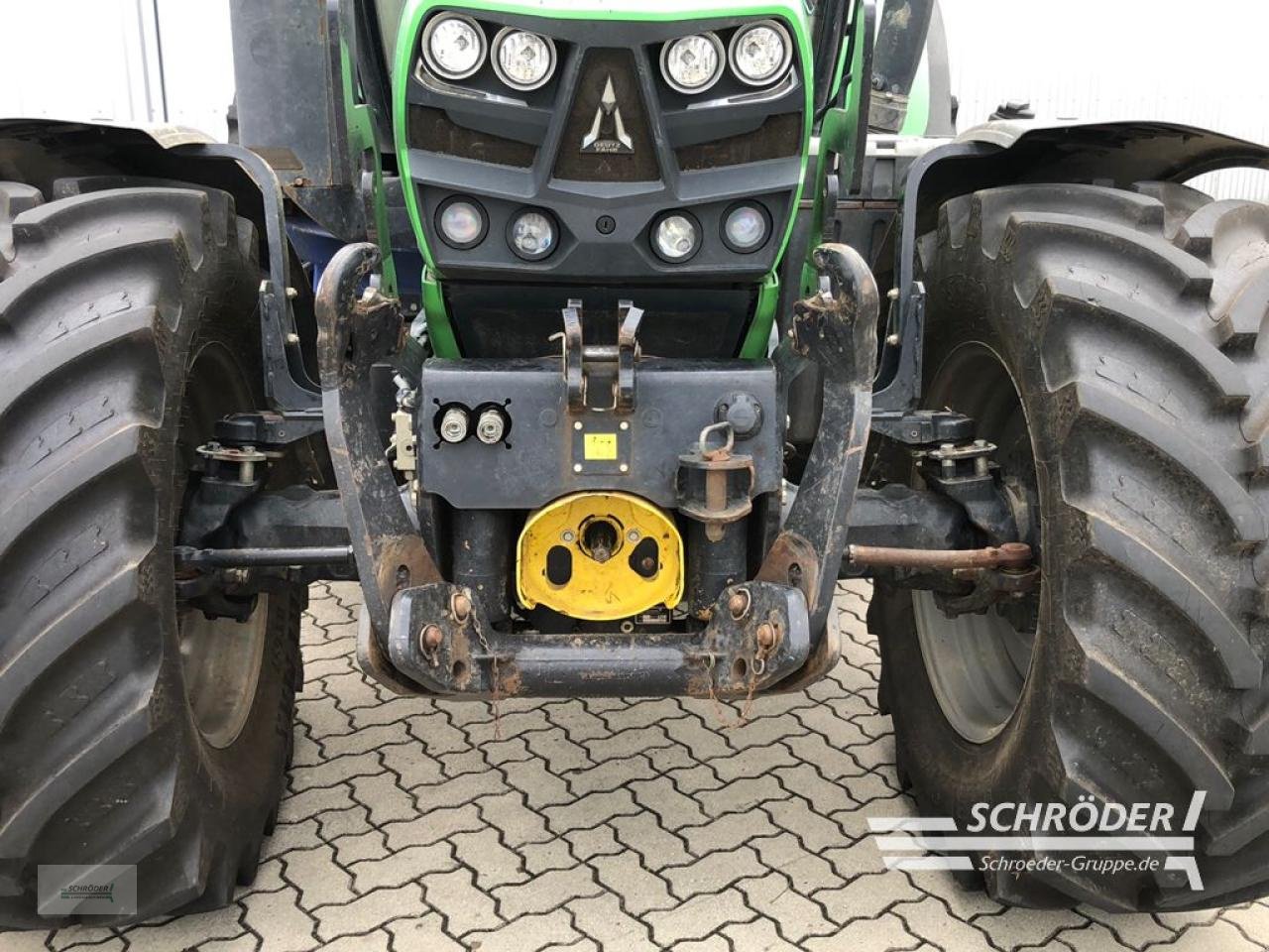 Traktor типа Deutz-Fahr AGROTRON 6210 C SHIFT, Gebrauchtmaschine в Wildeshausen (Фотография 8)