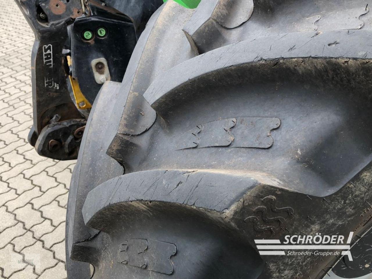 Traktor типа Deutz-Fahr AGROTRON 6210 C SHIFT, Gebrauchtmaschine в Wildeshausen (Фотография 10)